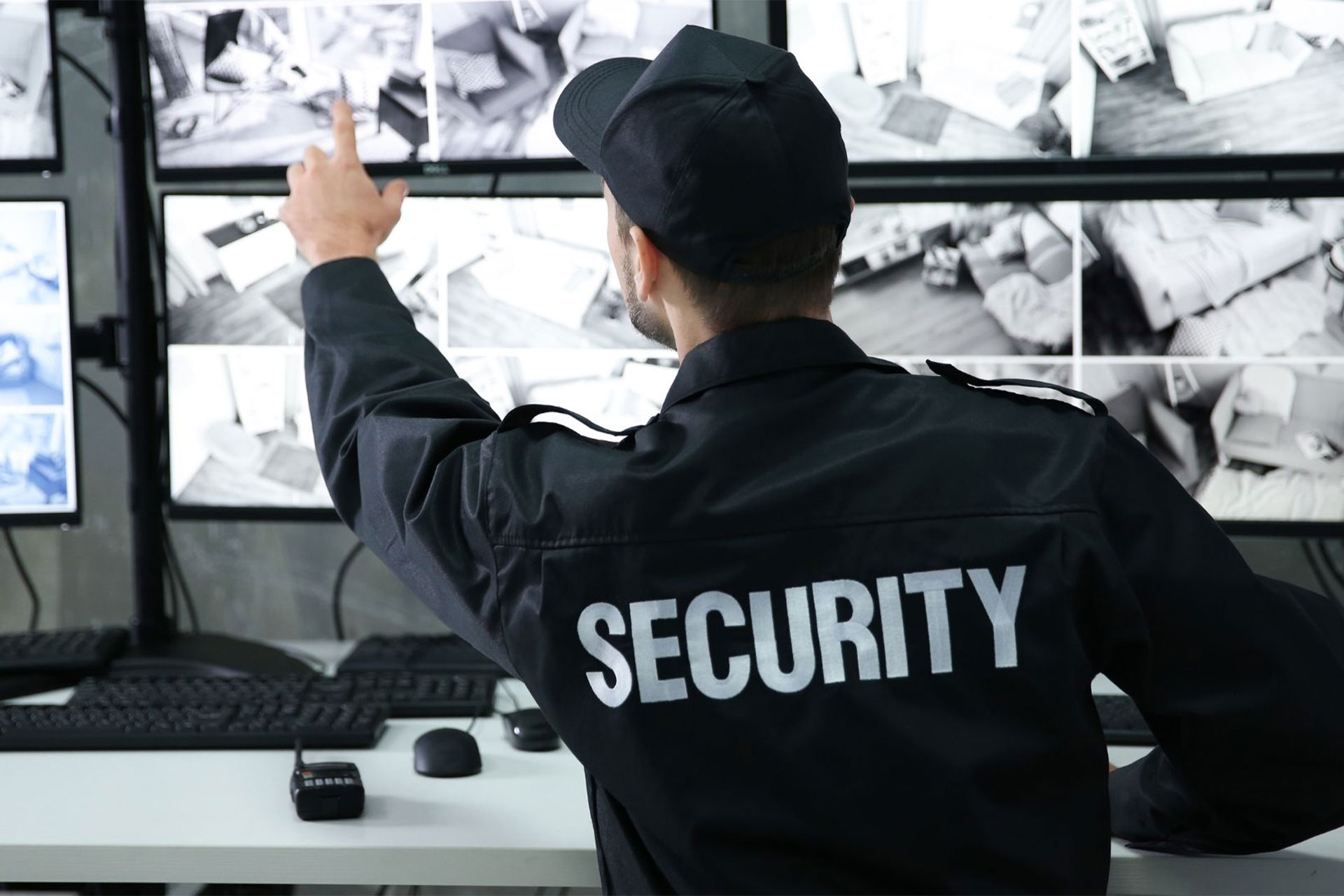 Key Role of Security Guards in Commercial Buildings